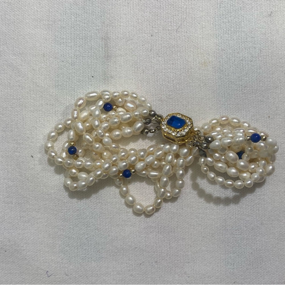 Vintage Multi Strand Rice Pearl Bracelet Blue Rhinestone Clasp Gold Tone 9”